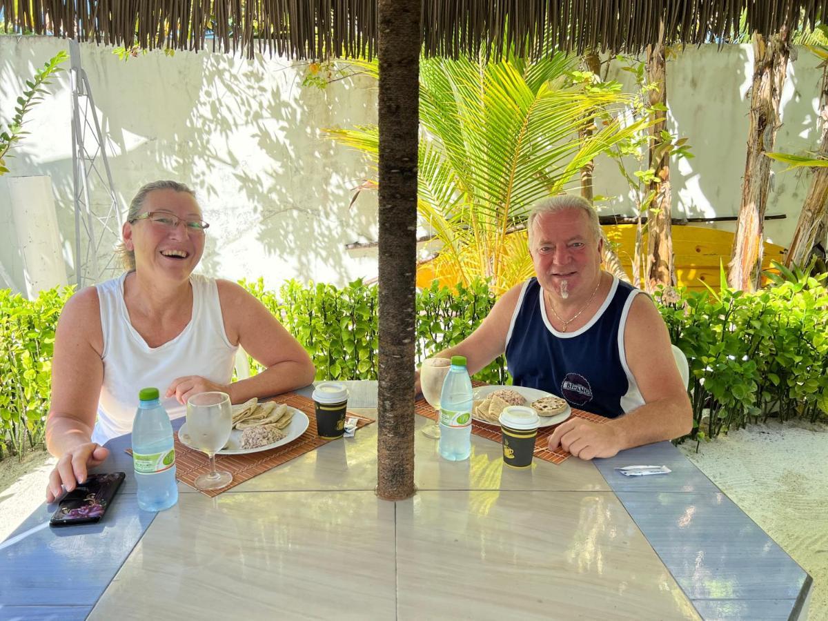 Island Guest Hotel Maamendhoo Екстериор снимка